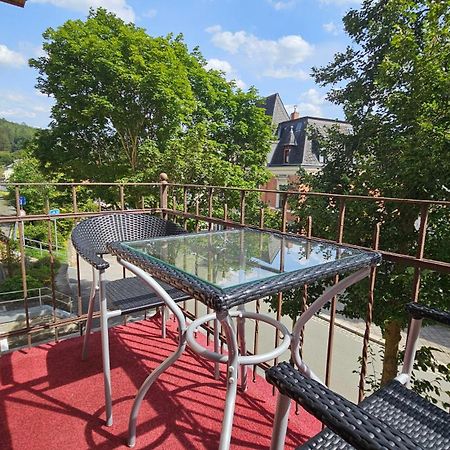 Pension Weisse Rose, Parkplatz, Fruehstueck, Wlan, Zentral Bad Elster Extérieur photo