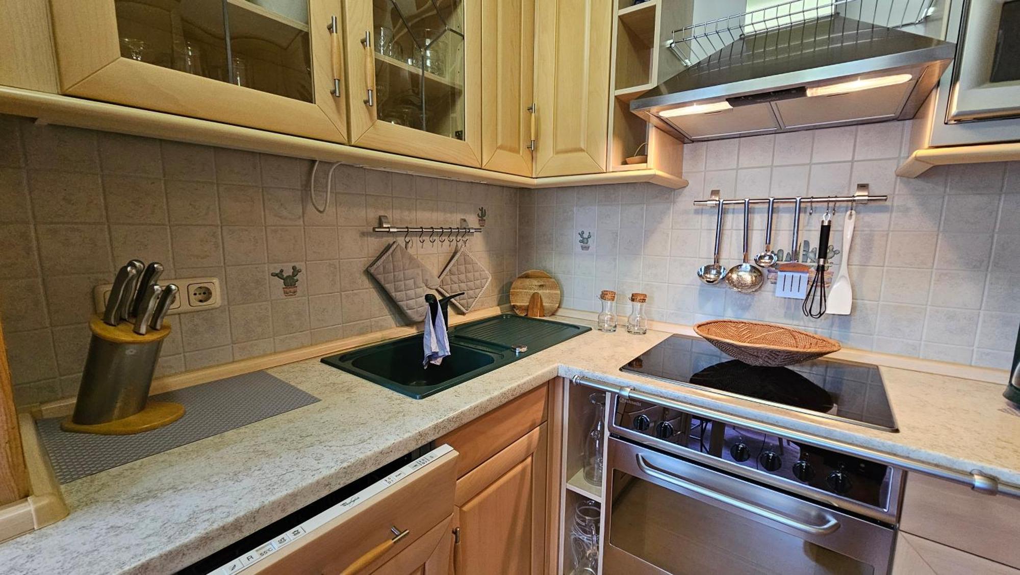 Pension Weisse Rose, Parkplatz, Fruehstueck, Wlan, Zentral Bad Elster Extérieur photo