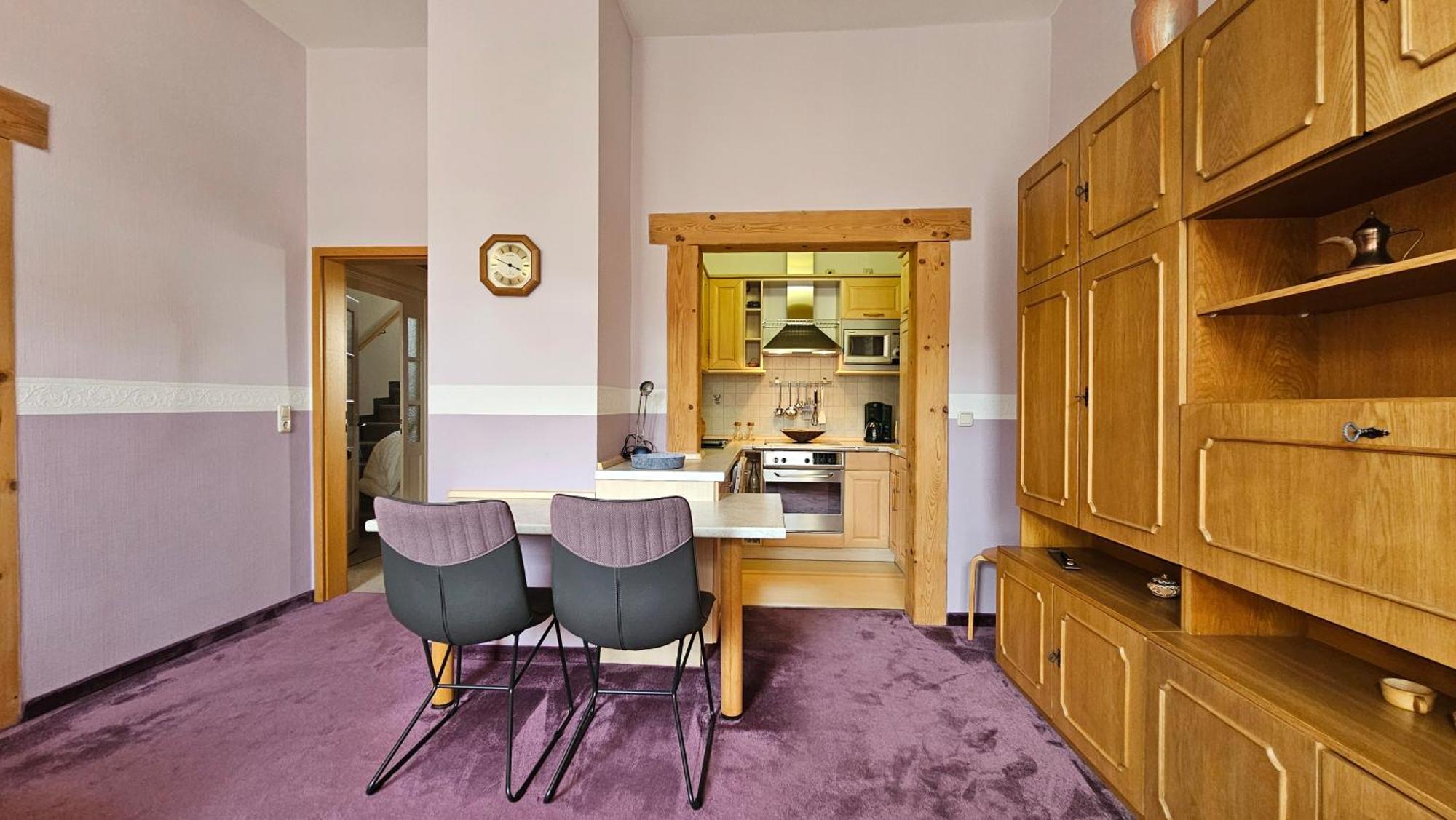 Pension Weisse Rose, Parkplatz, Fruehstueck, Wlan, Zentral Bad Elster Extérieur photo