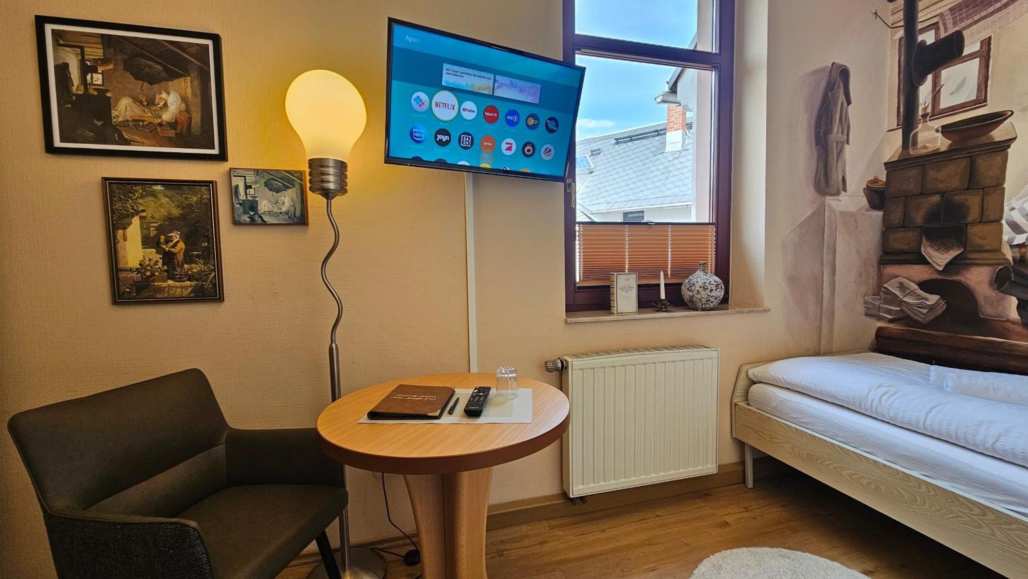 Pension Weisse Rose, Parkplatz, Fruehstueck, Wlan, Zentral Bad Elster Extérieur photo